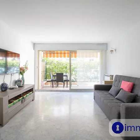 Apartment T3 In Near The Sea And Shops *