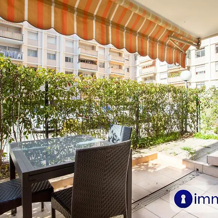 T3 In Near The Sea And Shops Apartment *